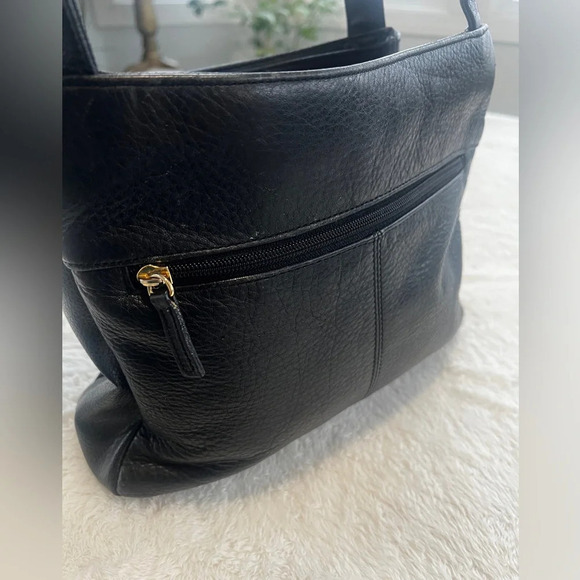 Stone Mountain Blk Leather Triple Zippered Compartments shoulder hobo - Picture 4 of 16